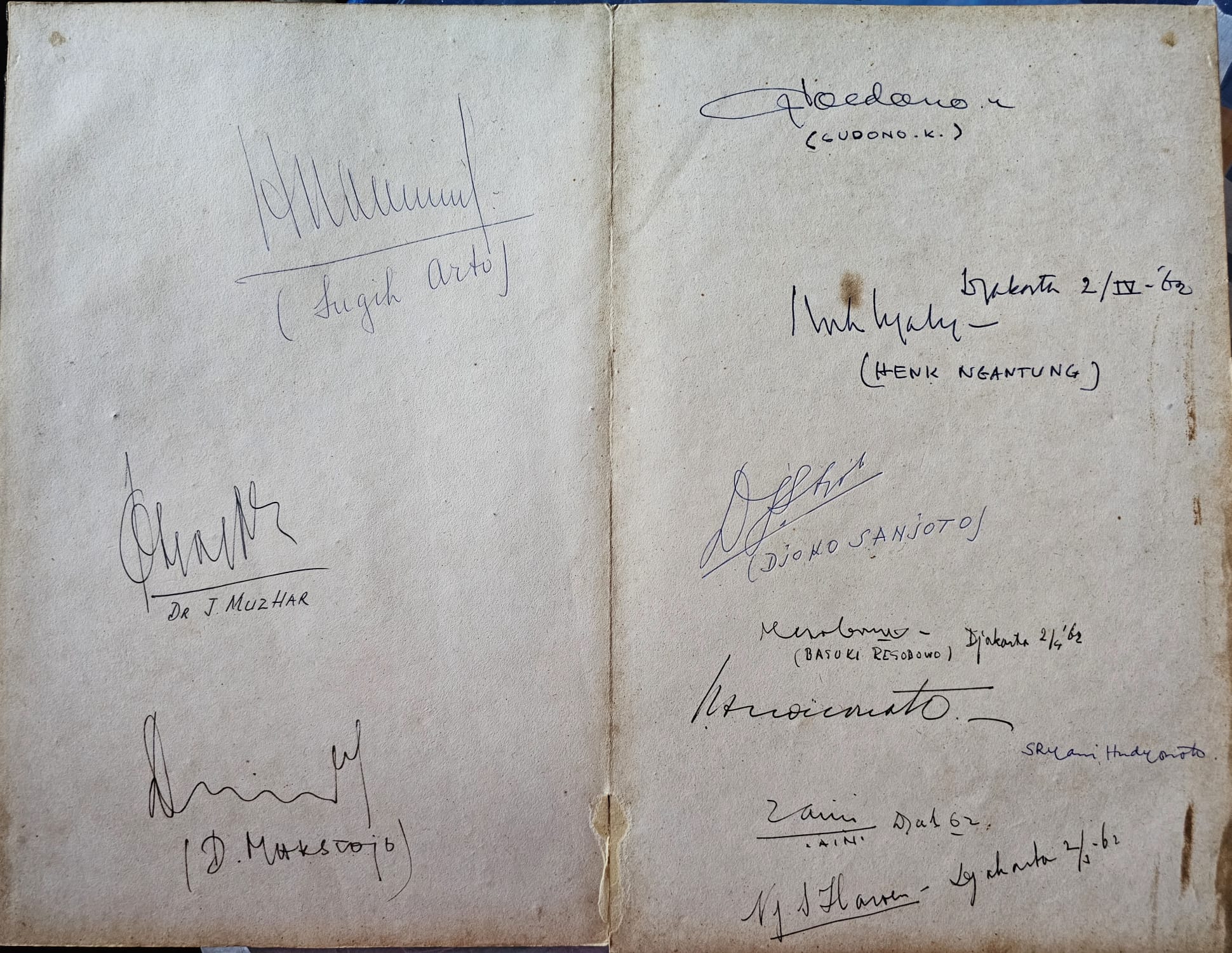 Signature page including Henk Ngantung and Basoeki Resobowo, dated Jakarta, 2 April 1962